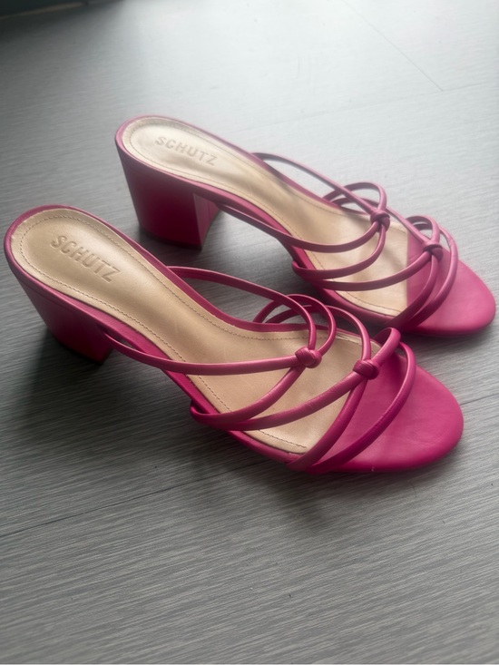 SCHUTZ Shoes - Schutz Princey Hot Pink Strappy Block Heel Sandals 10B NWOB